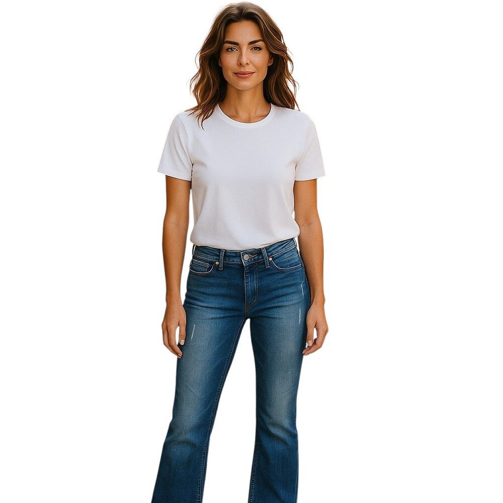 True Religion Low rise, Straight leg jeans Rhinestone back pockets 27 x 32